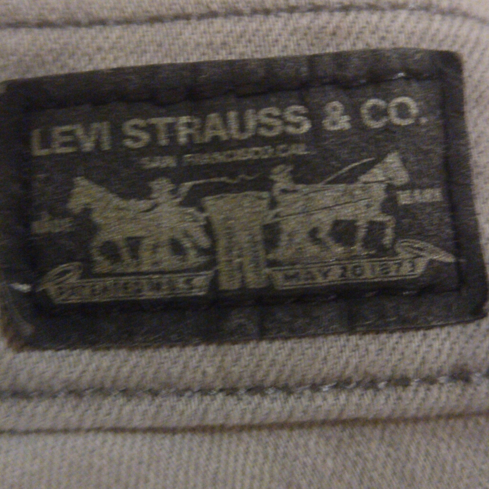 Levi's light gray skinny stretch raw hem cutoff jeans size 27 - Picture 8 of 12